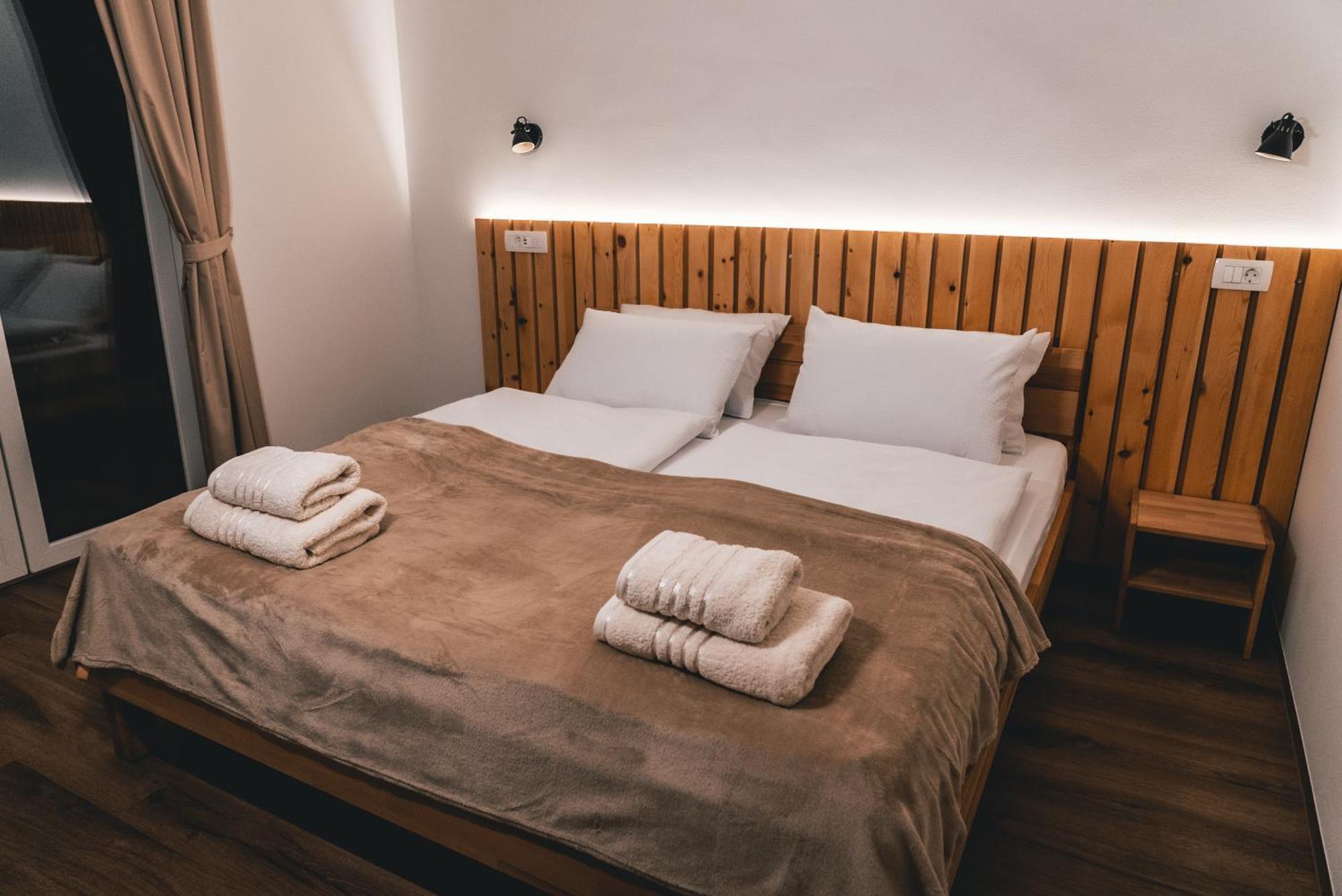Podlipnik Apartments Kranjska Gora Esterno foto
